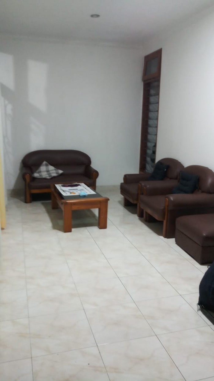Rumah Disewakan di Meadow Green Lippo Cikarang